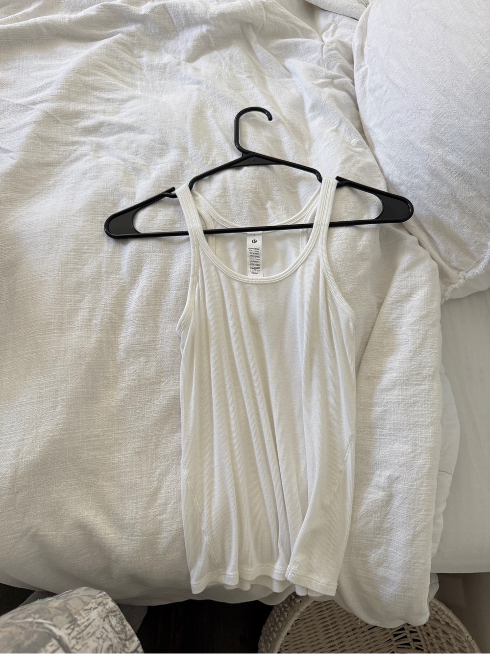 Lululemon Classic White Ribbed Tank Top - Women